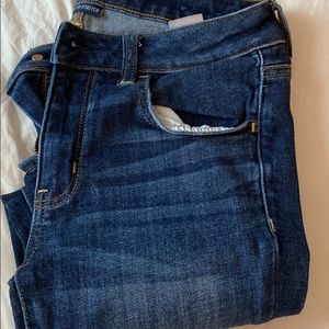 Worn Once Smoke Free home. Size 6 but will fit a 2-4.